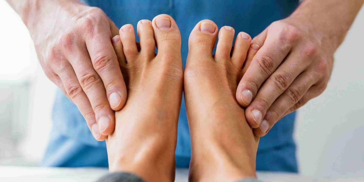 podiatrist vs foot doctor